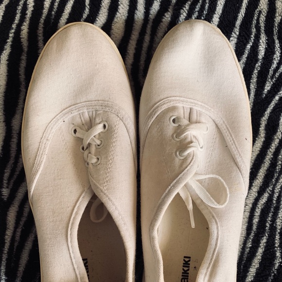 Platform sneakers - Picture 2 of 3